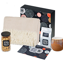 Подарочный набор Re:y. Haven  с пледом, кружкой и чаем