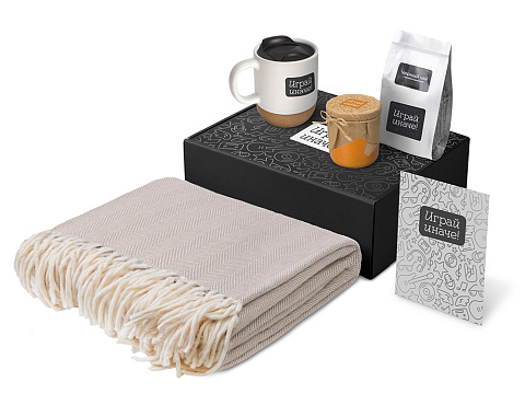 Подарочный набор Re:y. Nest с пледом, кружкой и вареньем