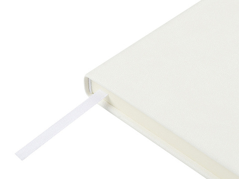 Ежедневник недатированный А5 Megapolis Velvet New, белый - рис 3.